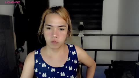 Snapshot of foxyinnocentstar chatting on 03/12/25, 03:51 jenny online show from 03/12/25, 03:51