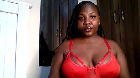 Kayla online show from 10/08/25, 03:26