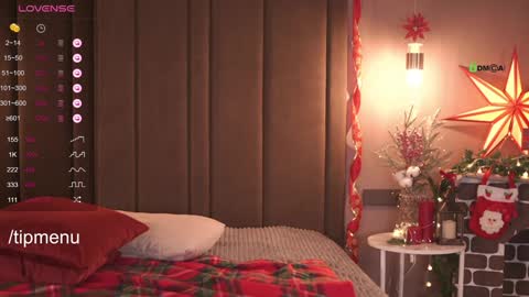 foxylovesyou online show from 12/21/24, 12:16