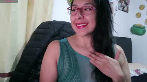 Snapshot of foxymalish chatting on 07/18/26, 11:19 Malishka online show from 07/18/26, 11:19