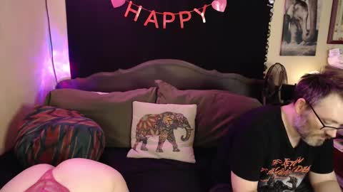 Snapshot of foxymalloryknoxy69 chatting on 03/02/25, 08:05 Mallory Koxx online show from 03/02/25, 08:05