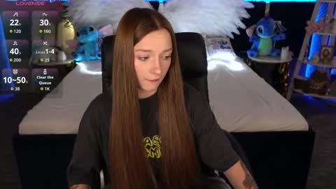 Maya online show from 10/23/25, 01:21