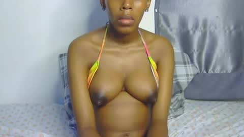 foxypennyy online show from 11/13/25, 07:57