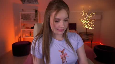 Kate online show from 04/19/26, 12:00