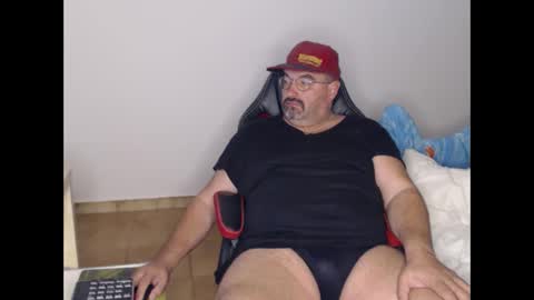 Snapshot of fraboys chatting on 11/12/25, 07:20 Fraboys online show from 11/12/25, 07:20