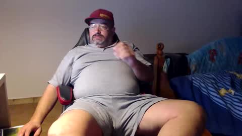 Snapshot of fraboys chatting on 02/16/26, 06:09 Fraboys online show from 02/16/26, 06:09