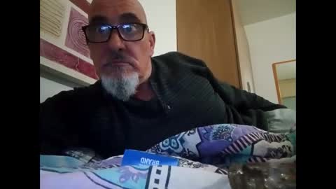 Snapshot of frajimhorm chatting on 03/17/26, 07:39 frajimhorm online show from 03/17/26, 07:39
