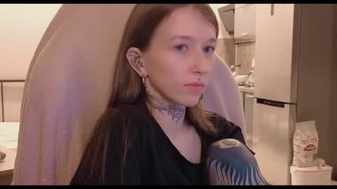 fran_bow online show from 11/22/25, 11:20