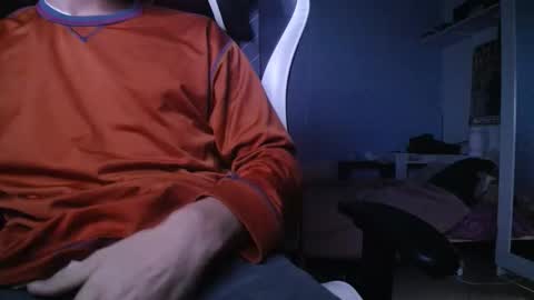 Snapshot of franceghj99 chatting on 11/05/25, 08:20 franceghj99 online show from 11/05/25, 08:20