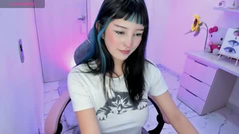 Snapshot of francesca_7 chatting on 09/26/25, 06:12 francesca_7 online show from 09/26/25, 06:12