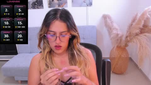 Francesca online show from 12/11/24, 03:15