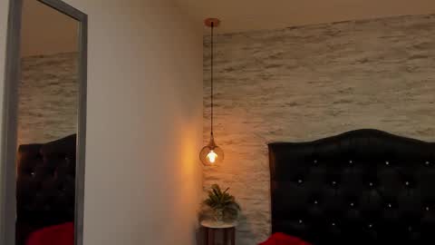          online show from 02/01/26, 02:32