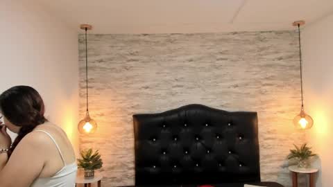          online show from 04/04/26, 03:31