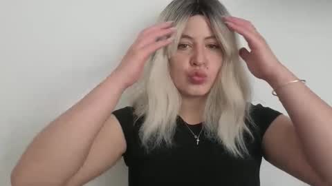 Snapshot of francescaasmith chatting on 11/30/25, 06:34 Francesca online show from 11/30/25, 06:34