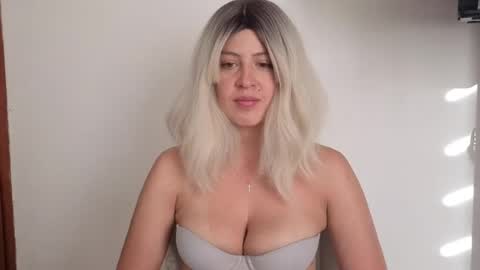 Francesca online show from 07/21/26, 10:12