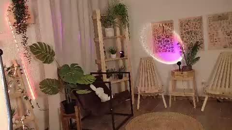 Snapshot of francescacavaliere chatting on 06/11/26, 01:20 Francesca online show from 06/11/26, 01:20