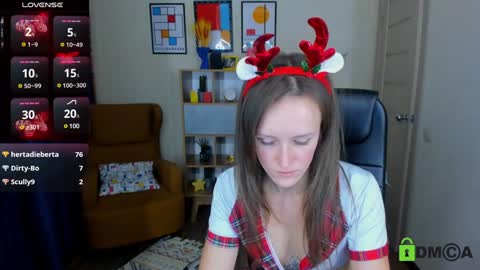 Snapshot of francescacollins chatting on 12/17/24, 06:09 Fran online show from 12/17/24, 06:09