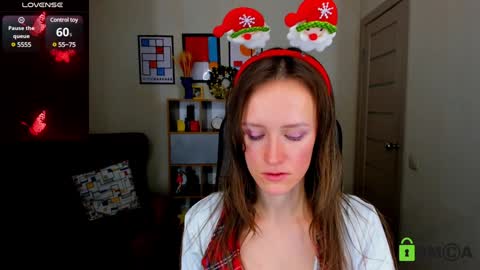 Snapshot of francescacollins chatting on 12/19/24, 06:34 Fran online show from 12/19/24, 06:34