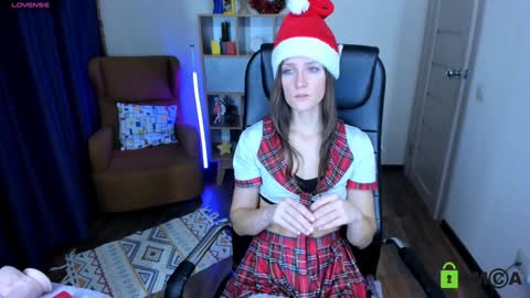 Snapshot of francescacollins chatting on 12/26/24, 07:45 Fran online show from 12/26/24, 07:45