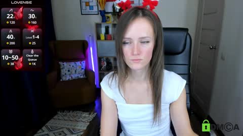 Snapshot of francescacollins chatting on 12/31/24, 07:10 Fran online show from 12/31/24, 07:10