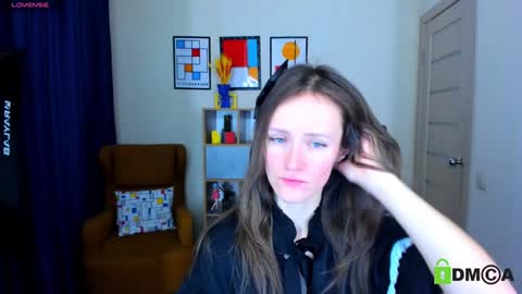 Snapshot of francescacollins chatting on 01/19/25, 11:01 Fran online show from 01/19/25, 11:01