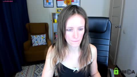 Snapshot of francescacollins chatting on 02/01/25, 02:13 Fran online show from 02/01/25, 02:13