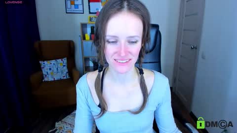 Snapshot of francescacollins chatting on 03/01/25, 04:00 Fran online show from 03/01/25, 04:00