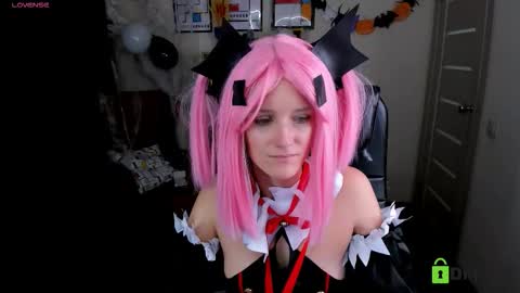 Snapshot of francescacollins chatting on 10/31/25, 05:36 Fran online show from 10/31/25, 05:36