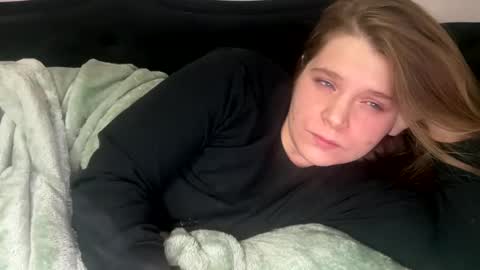 francescafey online show from 12/03/24, 08:16