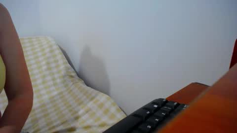 Snapshot of franceskcaa chatting on 02/21/25, 06:26 franceskcaa online show from 02/21/25, 06:26