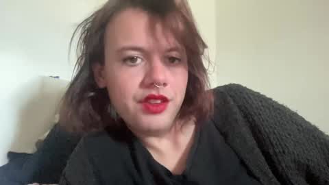 Snapshot of francesluna chatting on 03/03/25, 07:17 Mommy online show from 03/03/25, 07:17