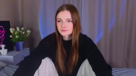 Marybrown eye Katy gray eye online show from 03/25/26, 05:57