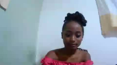 Snapshot of francine925426 chatting on 07/28/26, 06:42 francine925426 online show from 07/28/26, 06:42