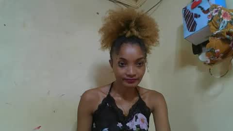 Snapshot of francinoli chatting on 05/23/26, 07:07 Francinoli online show from 05/23/26, 07:07