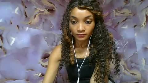 Snapshot of francinoli chatting on 06/07/26, 08:07 Francinoli online show from 06/07/26, 08:07