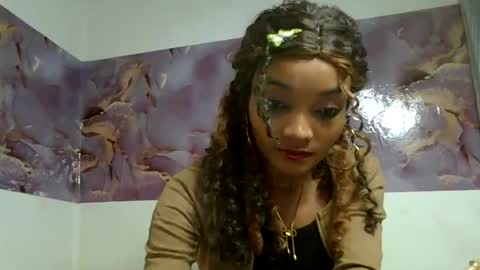 Snapshot of francinoli chatting on 07/25/26, 04:59 Francinoli online show from 07/25/26, 04:59
