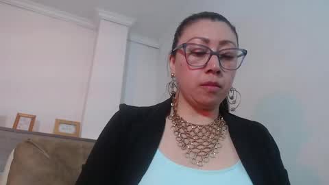 Snapshot of francisca_vera chatting on 05/22/26, 07:19 francisca_vera online show from 05/22/26, 07:19