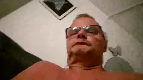 Snapshot of franciscomalin chatting on 07/09/26, 11:42 franciscomalin online show from 07/09/26, 11:42