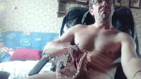 franck143544 online show from 01/04/25, 12:27