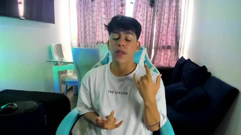 frank online show from 02/06/25, 07:40