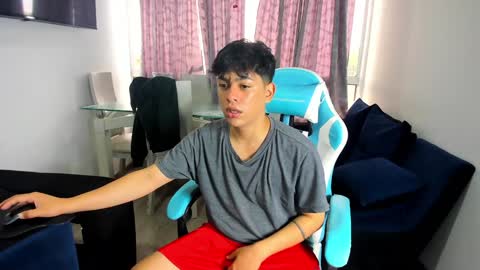 frank online show from 02/08/25, 07:59