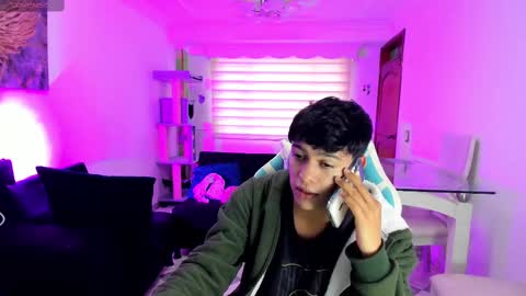 frank online show from 09/10/25, 09:59