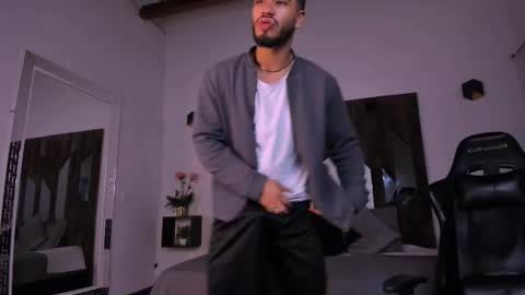 Snapshot of francobanderas1 chatting on 02/18/26, 10:11 FRANCO online show from 02/18/26, 10:11