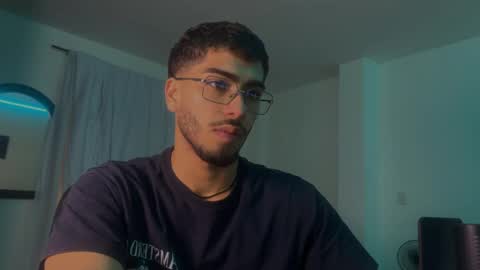 Snapshot of francobanderas1 chatting on 04/01/26, 07:00 FRANCO online show from 04/01/26, 07:00