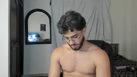 Snapshot of francobanderas1 chatting on 08/08/26, 10:56 FRANCO online show from 08/08/26, 10:56