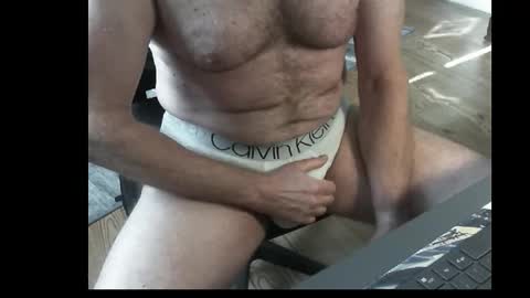 Snapshot of francois4059 chatting on 11/13/25, 12:59 Franois online show from 11/13/25, 12:59