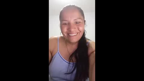 Snapshot of francy_froz chatting on 05/11/26, 04:40 francy froz online show from 05/11/26, 04:40
