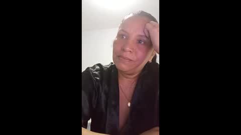 Snapshot of francy_froz chatting on 05/11/26, 07:11 francy froz online show from 05/11/26, 07:11