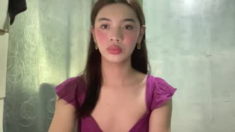 francyne_kemmis online show from 11/05/25, 12:21