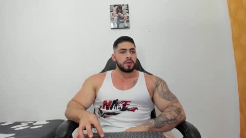 frank_foxx1 online show from 11/05/25, 03:06